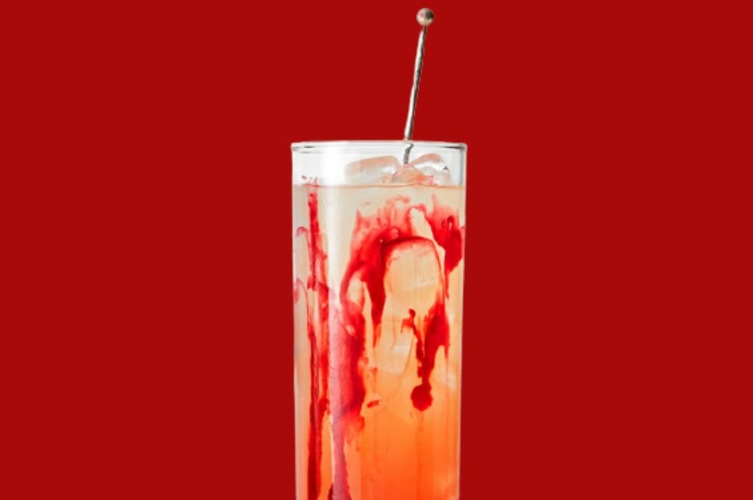 Halloween Vampire Cocktail - Self Proclaimed Foodie